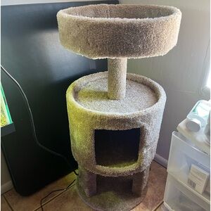 Cat tower